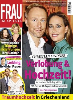Frau im Spiegel - 03 November 2021