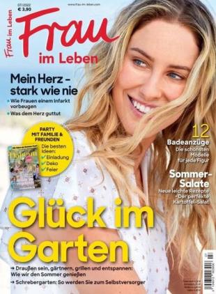 Frau im Leben - Juli 2022