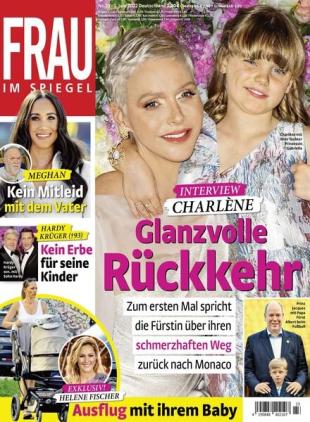 Frau im Spiegel - 01 Juni 2022