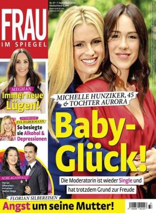 Frau im Spiegel - 07 September 2022