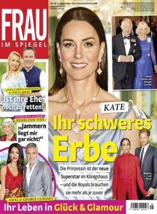 Frau im Spiegel - 02 November 2022