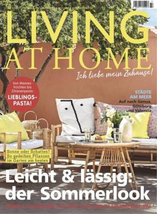 Living at Home - Juli 2023
