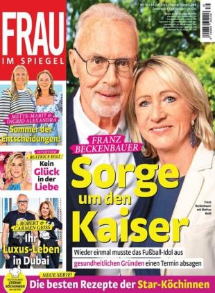 Frau im Spiegel - 19 Juli 2023