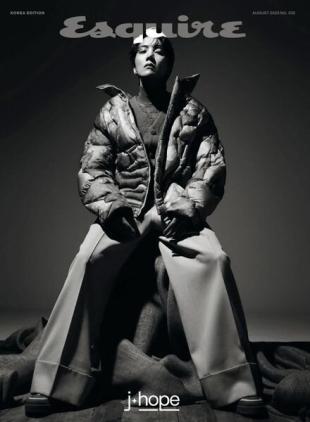 Esquire Korea - August 2023